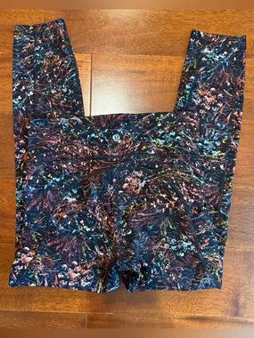 lululemon athletica Black Multicolor Floral Print Leggings